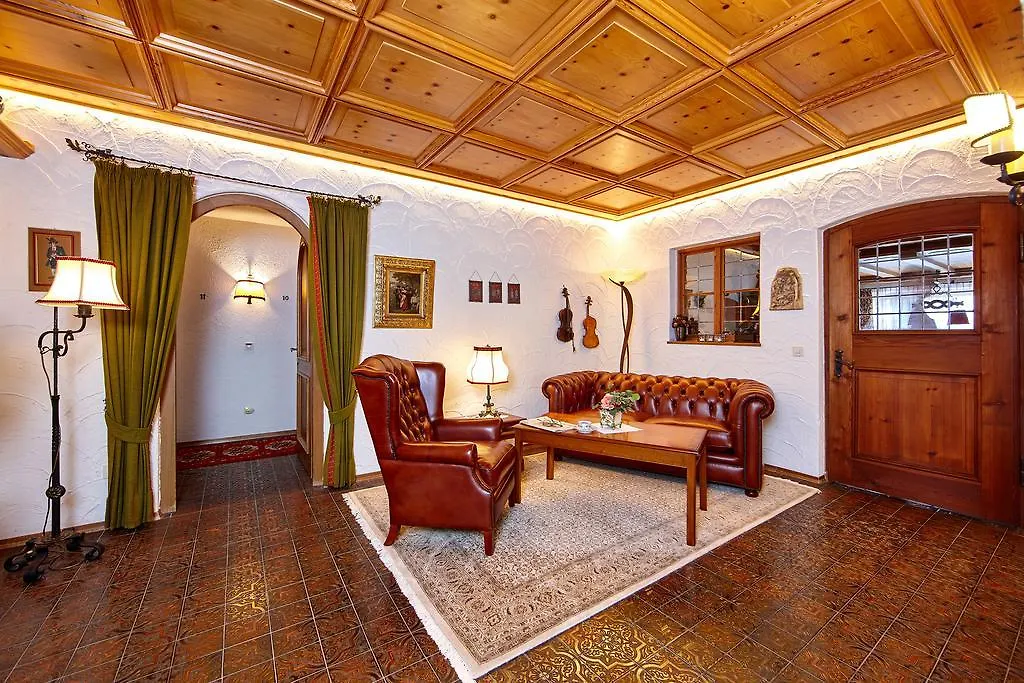 Hotel Franziska Миттенвальд