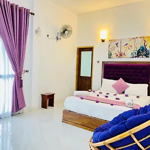Heaven Breeze 3* Kandy